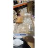 Image 15 : LARGE LOT OF GLASSWARE