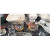 Image 5 : LARGE LOT OF GLASSWARE