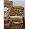 Image 3 : 7 DOZ CANNING JARS SOME QUART SIZE