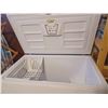 Image 2 : WOODS 14 CU FT CHEST FREEZER, WORKING