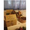 Image 1 : ASSORTED GARDENING ITEMS