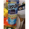 Image 3 : ASSORTED CLEANING ITEMS