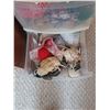 Image 5 : 6 DRAWER PLASTIC CONTAINER WITH CRAFTS CONTENTS AND ON TOP