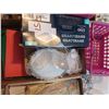 Image 4 : 3 BOXES OF PURSES, MAKE-UP, CARDS AND MISC