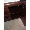 Image 9 : ROSEWOOD TONE QUEEN BEDROOM SUITE C/W HEAD BOARD, NIGHT STAND, DRESSER AND MIRROR
