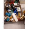 Image 3 : BOX OF MENS TOILETRIES INCL PHILIPS RAZOR