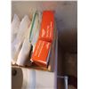 Image 5 : 2 BOXES OF DENTURE CLEANERS AND 2 CASES