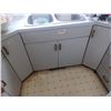 Image 1 : CONTENTS OF 2 LAZY SUSANS AND CABINET UNDER SINK