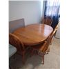 Image 1 : OAK  DINING ROOM TABLE C/W LEAF AND 4 CHAIRS