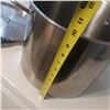 Image 4 : LARGE STAINLESS POT C/W LID