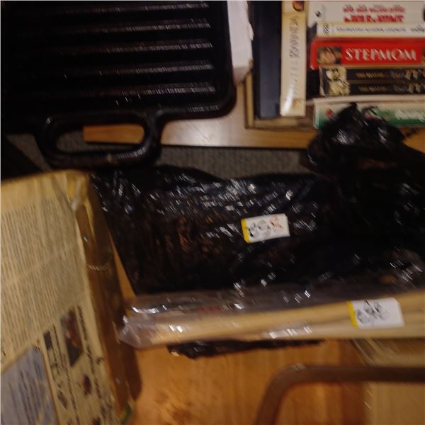 SMORES STICKS, FIRE PIT TOASTER AND CAMP STOVE TOASTER