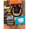 Image 2 : Lote #300 - Home Depot Merchandise and Tools