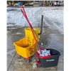 Image 1 : RUBBERMAID AND O-CEDAR MOP BUCKETS