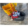 Image 2 : RUBBERMAID AND O-CEDAR MOP BUCKETS