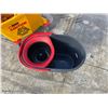 Image 4 : RUBBERMAID AND O-CEDAR MOP BUCKETS