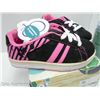 Image 3 : NEW IN BOX OCEAN PACIFIC HILLARY CHILDRENS SHOES SIZE 1