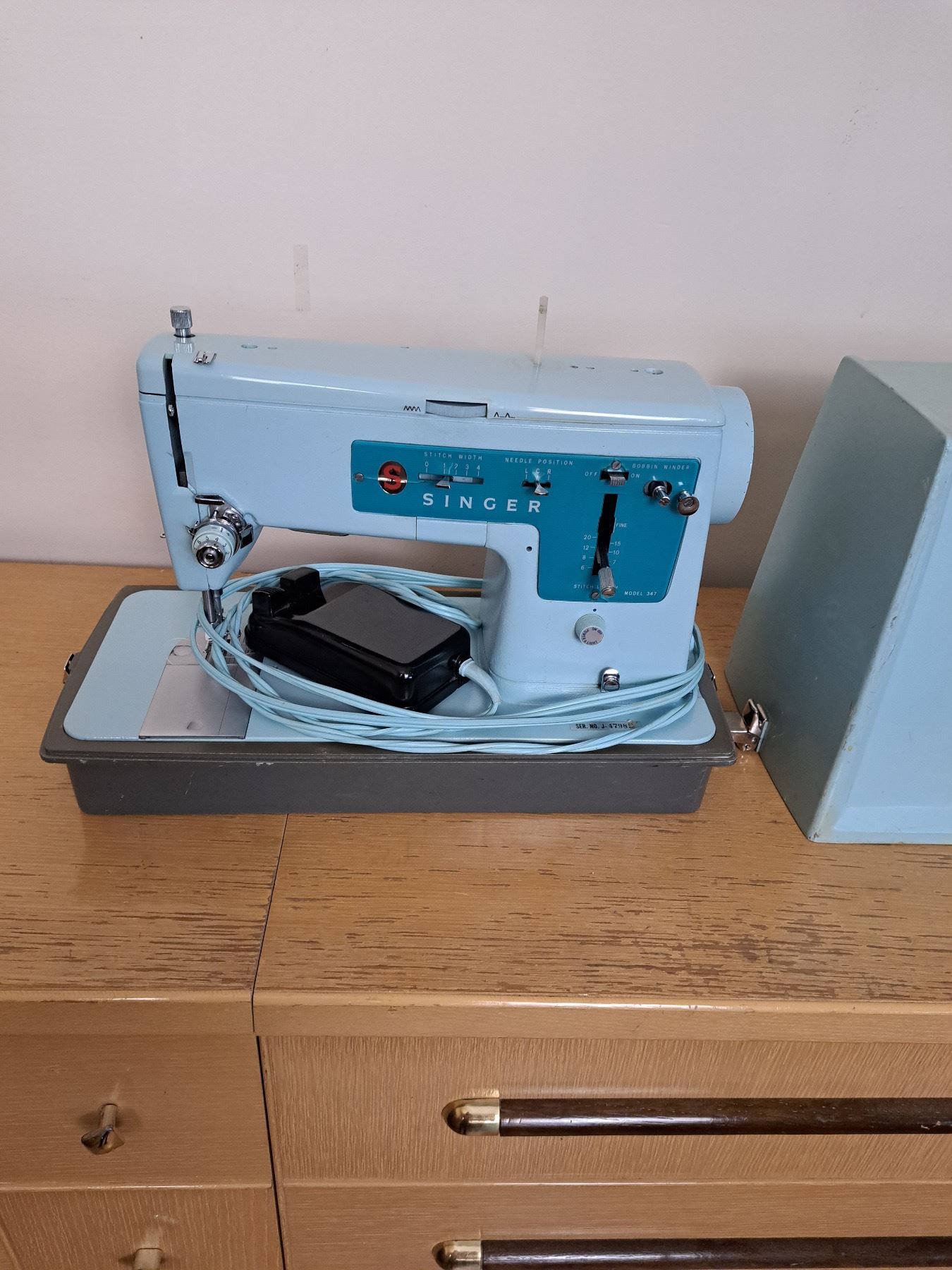 Powder Sewing Machine Powder Blue Singer Sewing Machine - Sunrise Estate Services Ltd