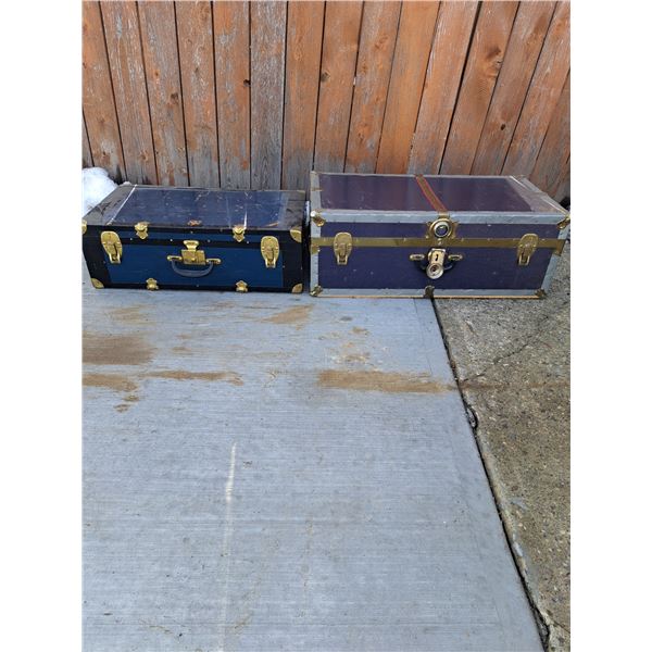 2 Vintage Trunks