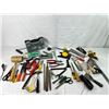 Image 1 : Assorted Tools