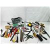 Image 1 : Assorted Tools