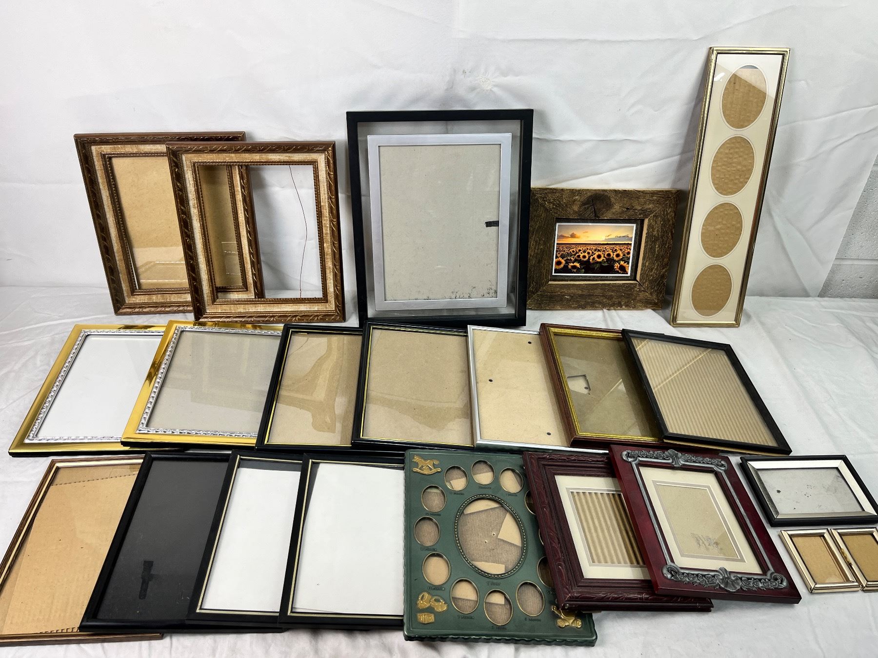 Assorted Brand Frame Assorted Photo Frames - Sunrise Estate Services Ltd