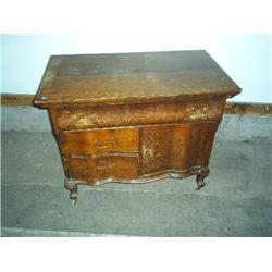 Oak commode