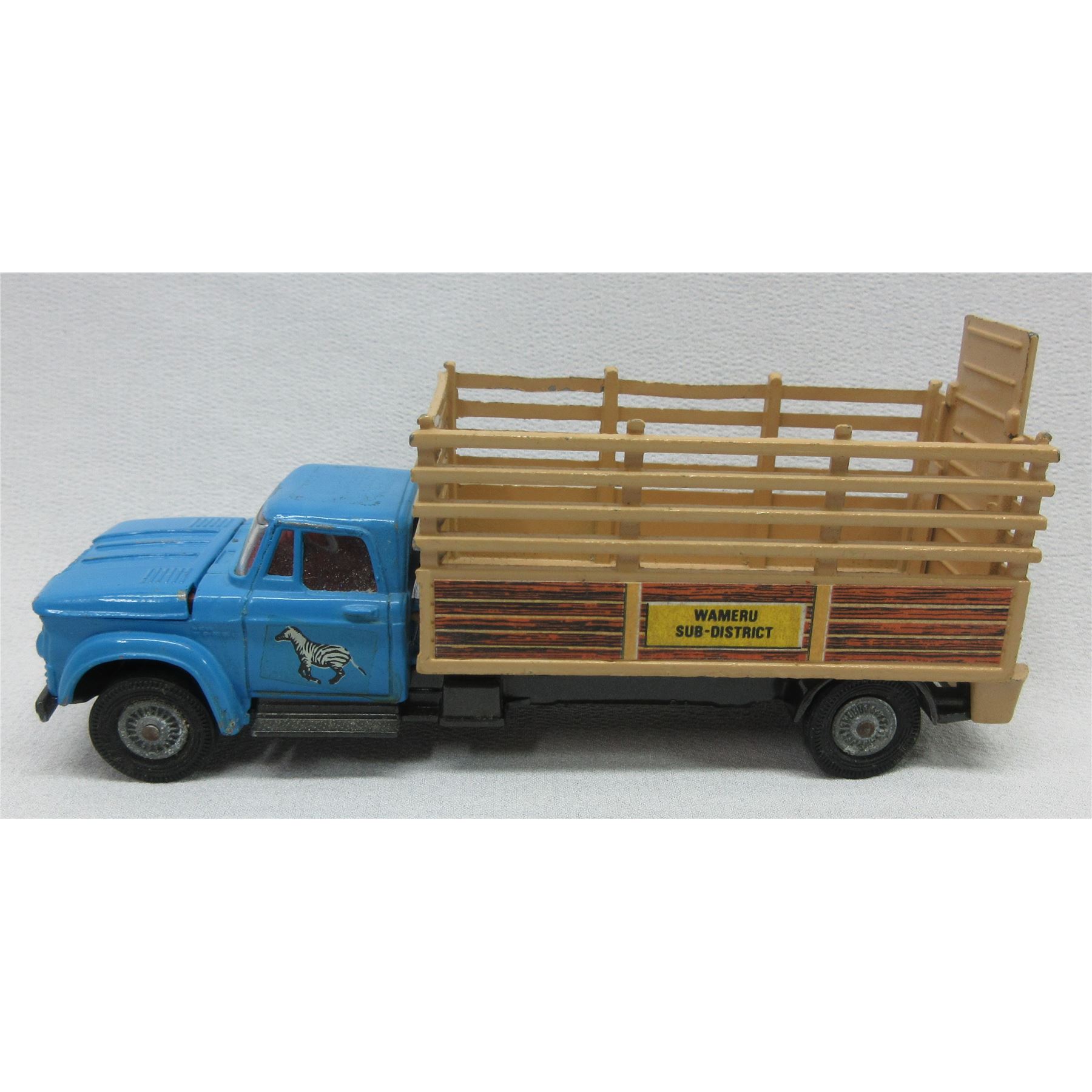 Corgi Toys – Dodge New Fargo Cattle Truck – 1:43 – Diecast – Pour Restauration / Pièces