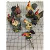 Image 3 : LOT OF ROOSTER FIGURINES