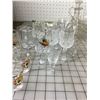 Image 5 : MISC LOT GLASS SHOT GLASSES CANDLE HOLDERS ETC
