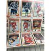 Image 4 : LOT OF VINTAGE HOCKEY CARDS