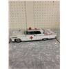 Image 4 : VINTAGE BANDAI LINCOLN CONTINENTAL TIN TOY FRICTION CAR AMBULANCE