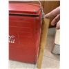 Image 2 : VINTAGE COCA-COLA COOLER