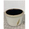Image 3 : ANTIQUE 1/2 GALLON CROCK NO CRACKS ONE CHIP