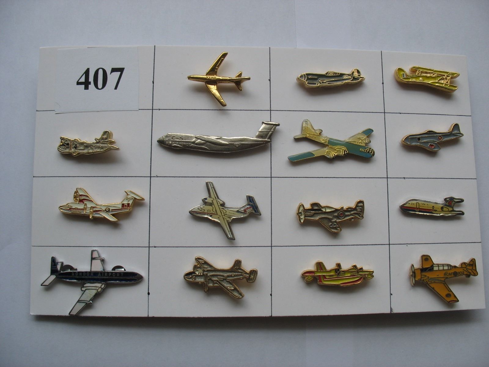 LOT OF 15 AIRCRAFT PINS - AIRPLANES - Schmalz Auctions