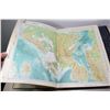 Image 5 : 2 Huge Atlases