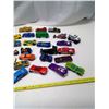 Image 4 : 40 HotWheels diecast vehicles