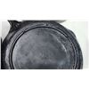 Image 6 : 5 frying pans - 2 are cast iron
