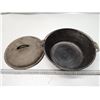 Image 2 : Cast Iron cooking pot - 10"