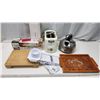 Image 1 : Kitchen wares - Tea kettle, toaster, cutting boards, etc.