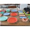 Image 9 : Fiestaware Large Lot - 2 Tables