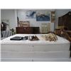 Image 1 : White Full Mattress Box Spring Set
