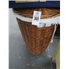 Image 1 : Large Woven Lined Basket
