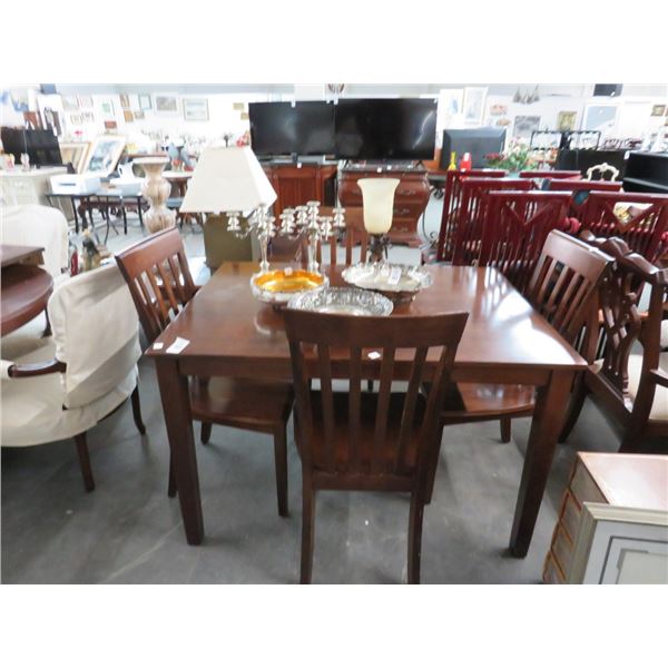 Mahogany Dining Table w/4 Chairs