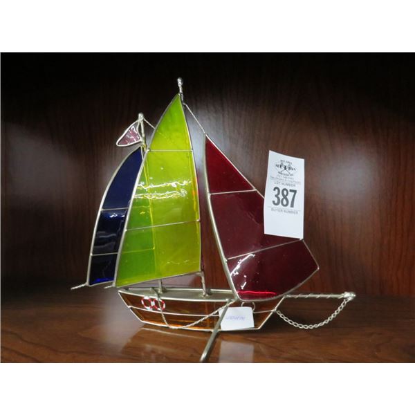 Art Glass Sailboat Décor