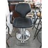 Image 1 : Hydraulic Salon Chair