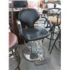 Image 3 : Hydraulic Salon Chair