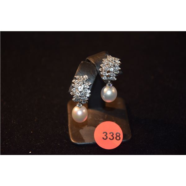 14K WG PEARL & DIAMOND EAR CLIP (10.8 GTW)