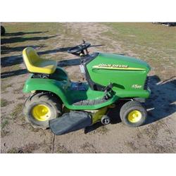 John Deere LT 166