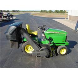 John Deere 345