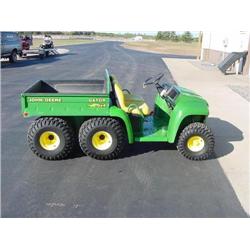 John Deere Gator
